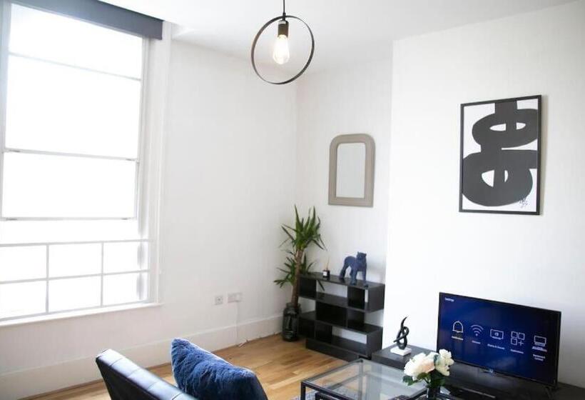 2 Bedrooms Apartment City View, Fortunae City Center Ensuite Apartments