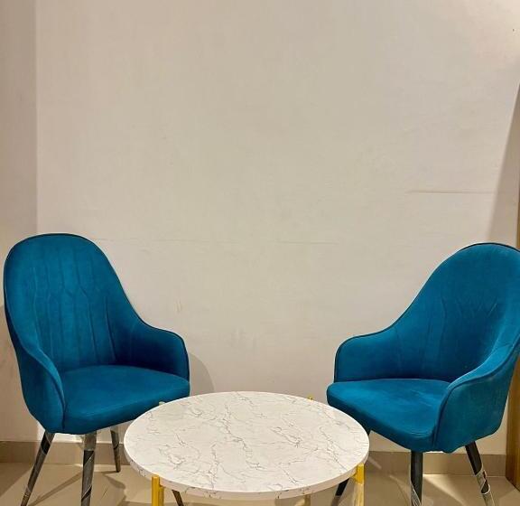Номер Deluxe, Letstay Business Suite