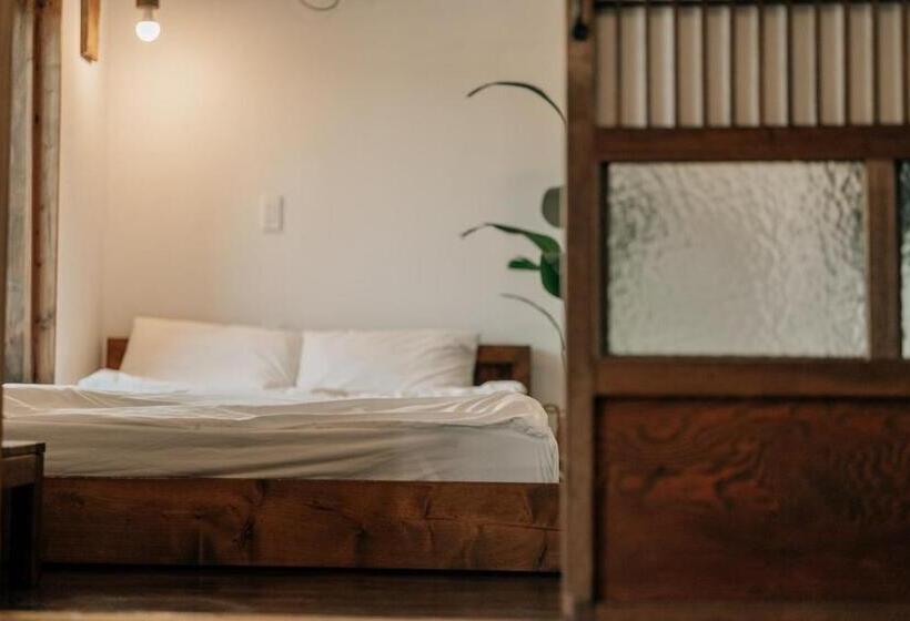4인용 스탠다드 룸, Jeju Dokchae Pension Doldam House Batdam Branch
