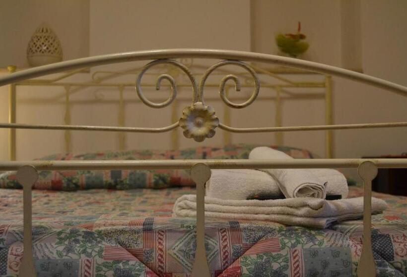 スタンダードルーム, Al Borgo Antico Ristorante E B&b
