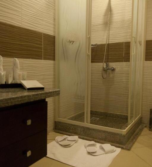 سوئیت جونیور با چشم‌انداز باغ, Elite Residence & Aqua Park