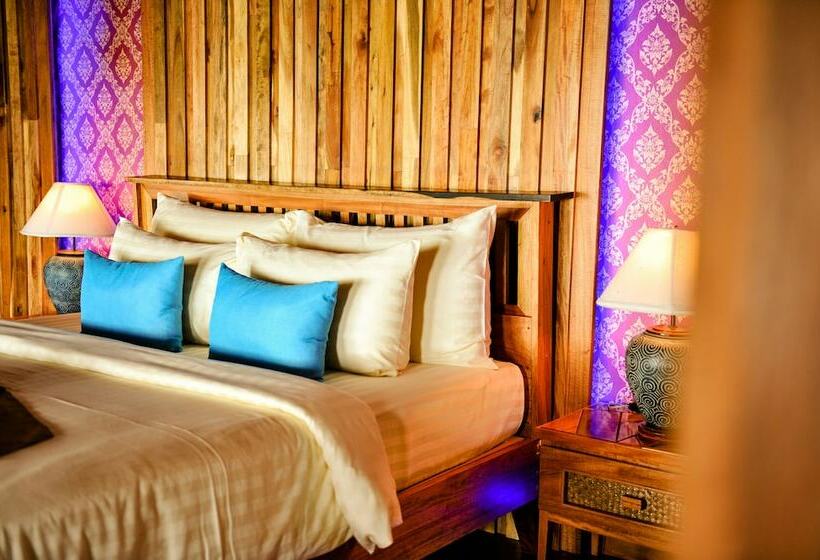 Бунгало Deluxe, Phi Phi Phu Chalet Resort