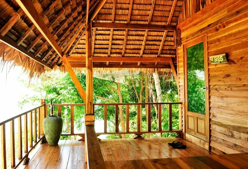 Семейное Бунгало, Phi Phi Phu Chalet Resort