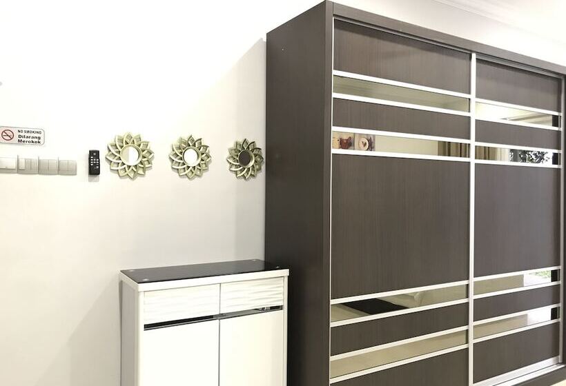 Студия Deluxe, Sunset Seaview Vacation Condos City Centre @ Imago Shopping Mall