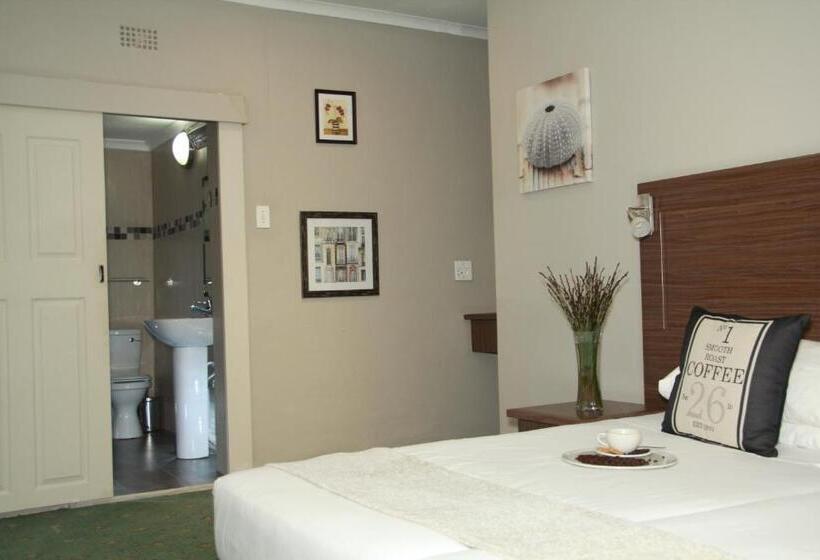 Номер Deluxe, The Itumeleng Guest House
