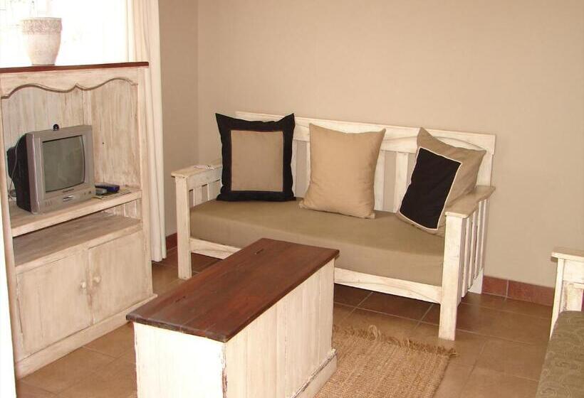 Шале 1 Спальня, Stoep Cafe Guest House