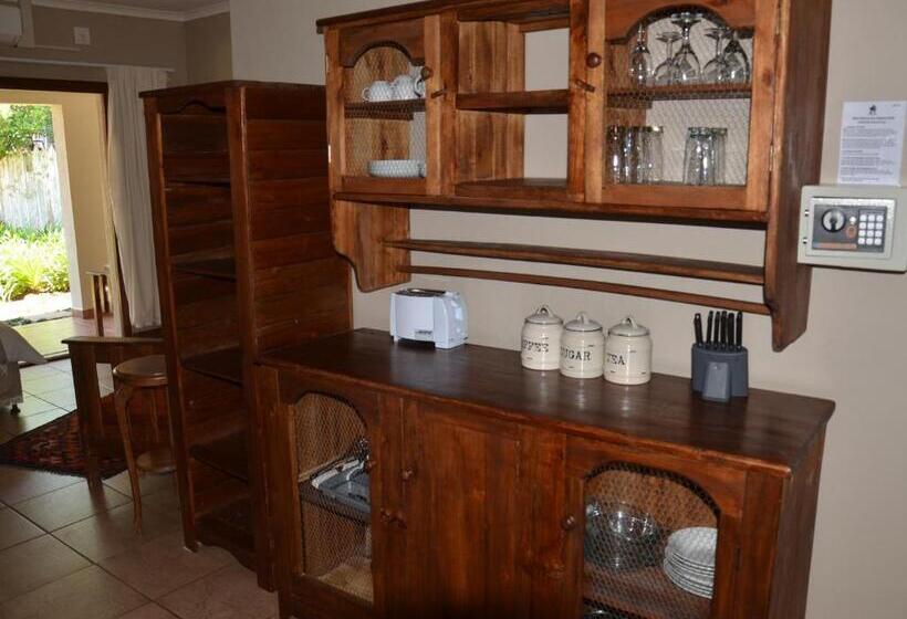 Шале 1 Спальня, Stoep Cafe Guest House