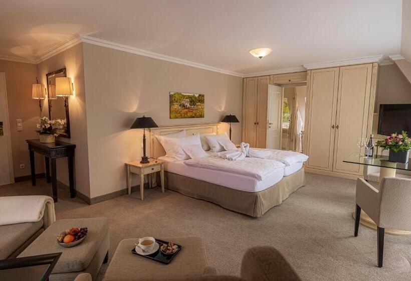 Номер Deluxe Вид на Море с Балконом, Strandhotel Fontana