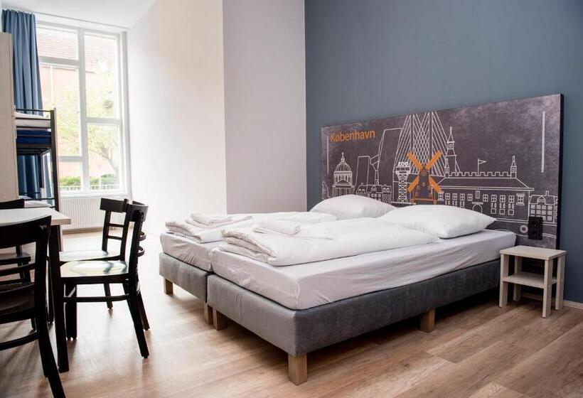 Семейный Номер, a&o Copenhagen Nørrebro