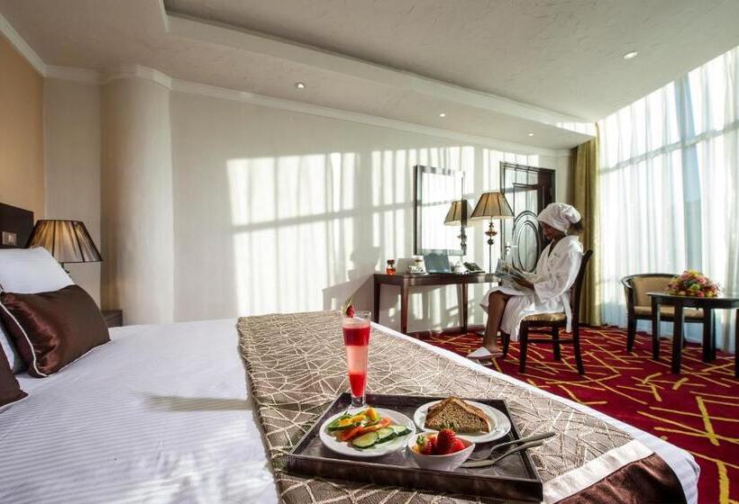 سوییت اجرایی, Grand Eliana Hotel Conference & Spa