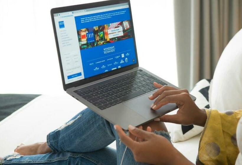 Номер Стандарт Адаптированный для Инвалидов, Tryp By Wyndham Dubai