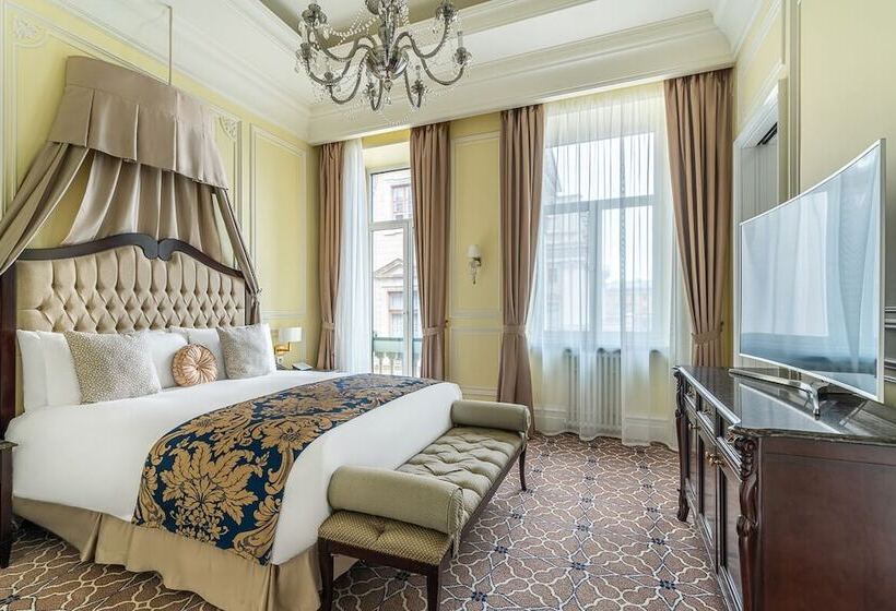 סוויטה דלוקס, Lotte Hotel St.petersburg