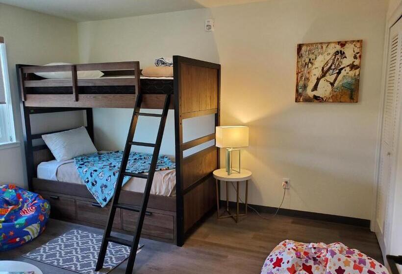 Family Suite, Moonstone Beach Motel
