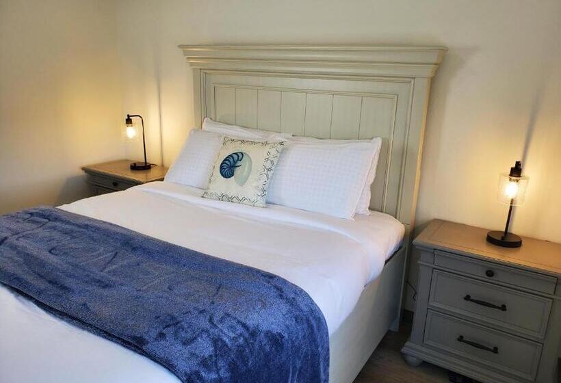 Люкс Повышенной Комфортности, Moonstone Beach Motel