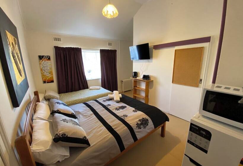 اتاق لوکس سه تخته, Ellstanmor Guesthouse Cooma