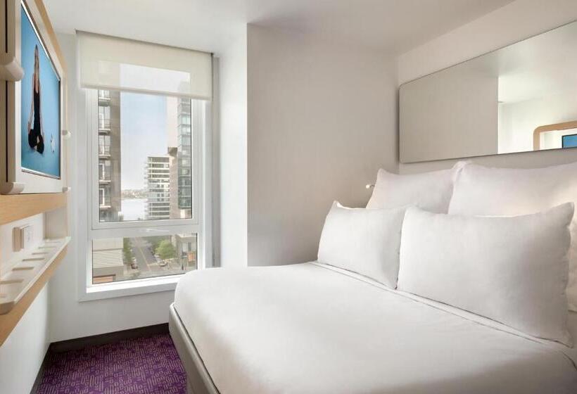 Premium Room, Yotel Boston