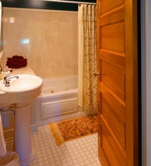 Люкс Повышенной Комфортности, Rose Heart Inn