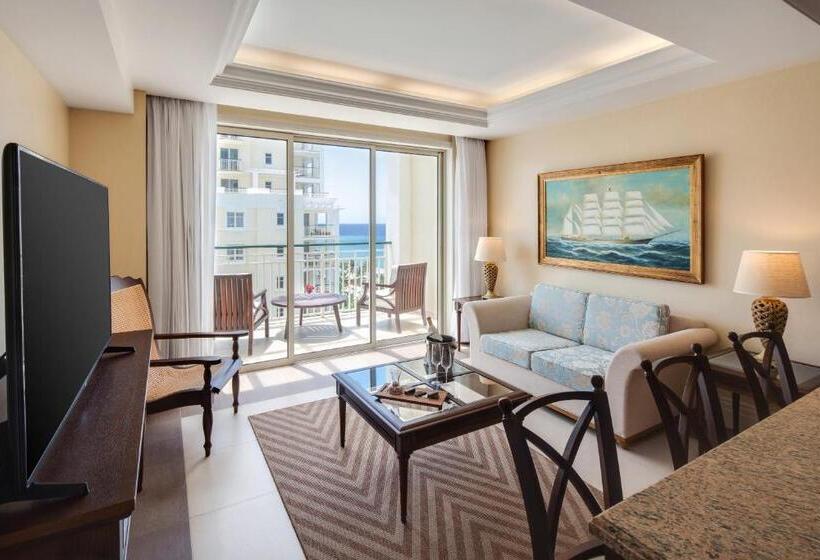 سوییت با چشم‌انداز دریا, Jewel Grande Montego Bay Resort And Spa