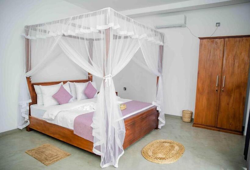Номер Deluxe, Hirigala Beach Resort