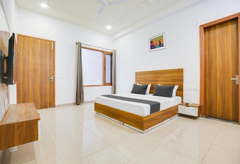 Трехместный Номер Классика, O Grand Stay