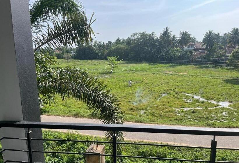 스탠다드 룸 킹사이즈 침대, Sri Lanka Wennappuwa Villa D S R