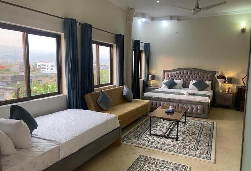 اتاق خانوادگی, Qayam Resort Islamabad