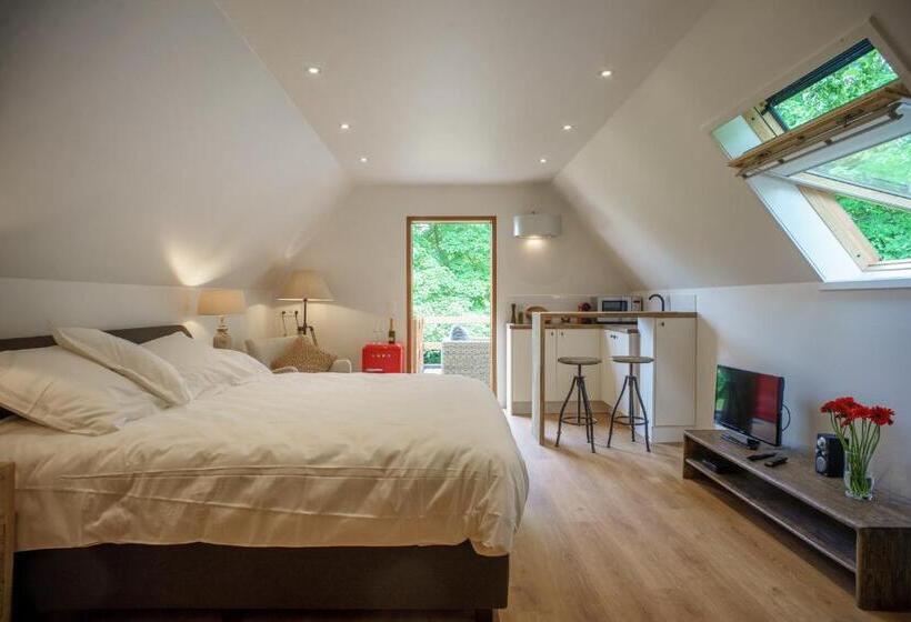 ガーデンビューデラックスルーム, Villa Magdalena Eeklo