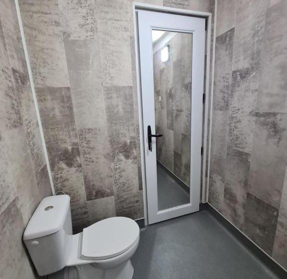 חדר סטנדרט, Industrial Hostel