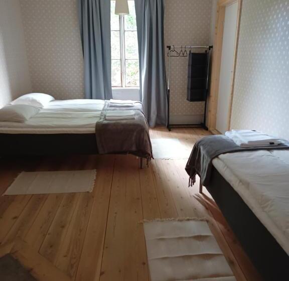 コンフォートトリプルルーム, Kungsgården Bnb