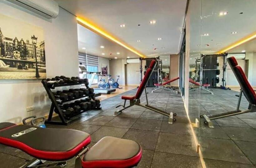 Familiesuite, Harbour Park Residences