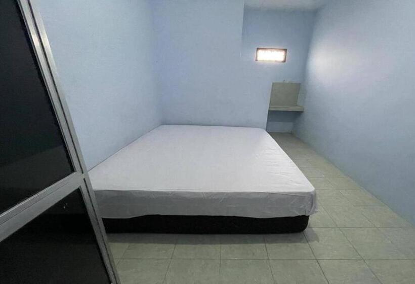 스탠다드 룸, Oyo 94160 Kost Btnompo