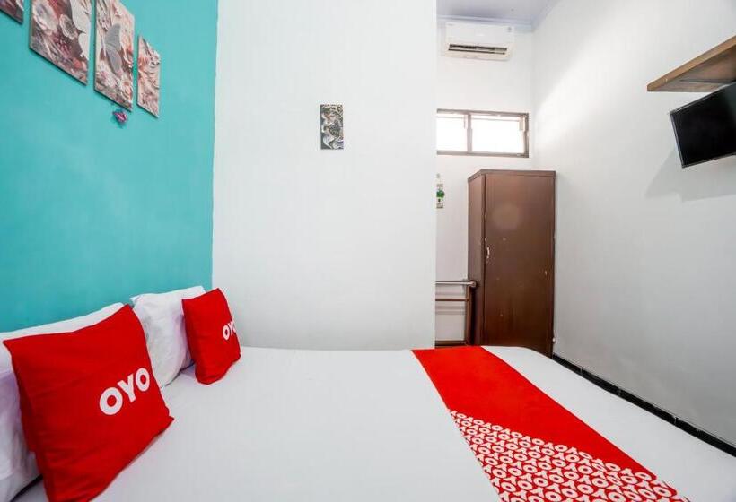 Номер Стандарт, Oyo 94172 Mata Air Guest House Madiun