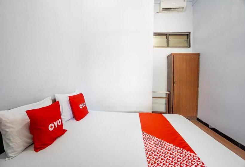 Номер Deluxe, Oyo 94172 Mata Air Guest House Madiun