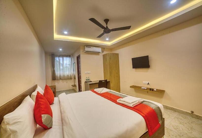 标准间, Stay On The Way Near Bangalore Airport
