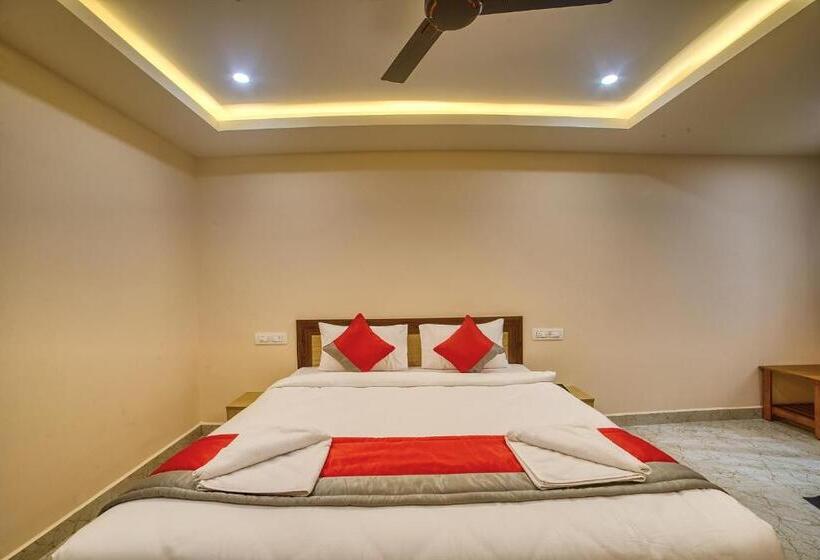 标准间, Stay On The Way Near Bangalore Airport