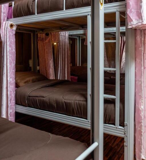 تختخواب در اتاق مشترک, Hug Pai Boutique Hostel
