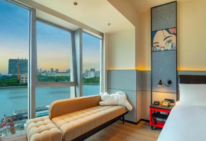 Номер Стандарт Вид на Реку, Moxy Ningbo Old Bund