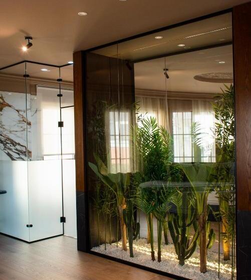 バルコニー付きジュニアスイート, The Collector Hotel Boutique