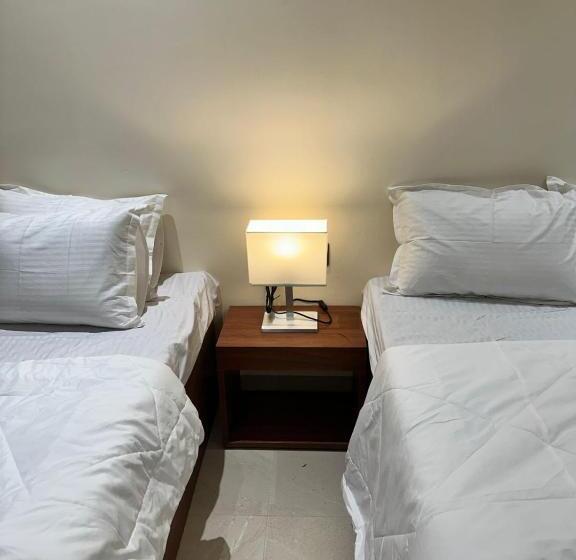 Семейный Номер, Leo Deluxe & Suite Room