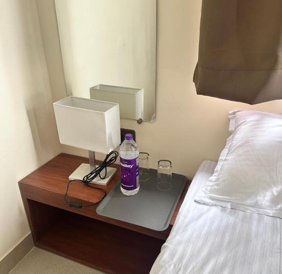 Люкс, Leo Deluxe & Suite Room