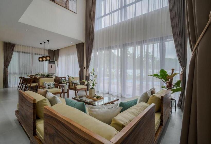 Люкс Повышенной Комфортности, Damienerose Garden Villa
