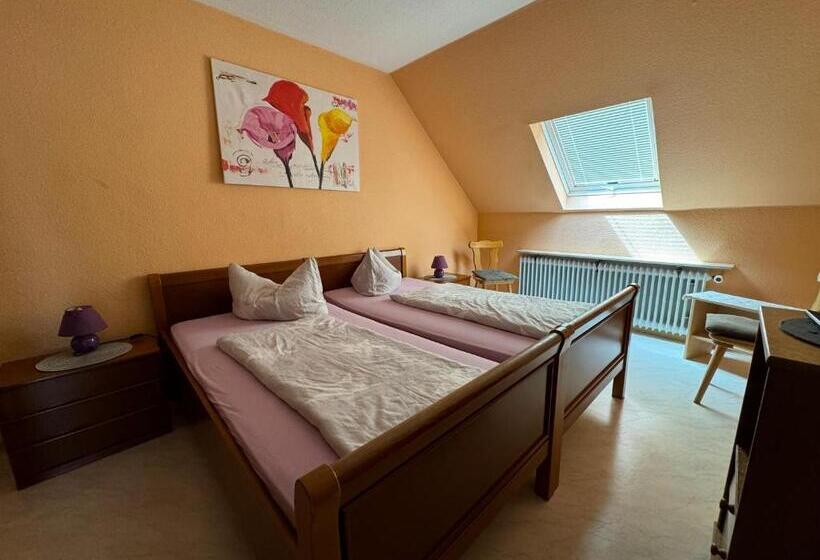 Номер Стандарт, Zur Goldenen Krone Pension Stadtallendorf