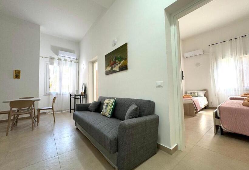 Полулюкс Повышенной Комфортности, Casa Ferrante