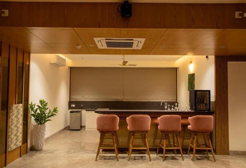 سوئیت پرزیدنت, Green Windows Resort