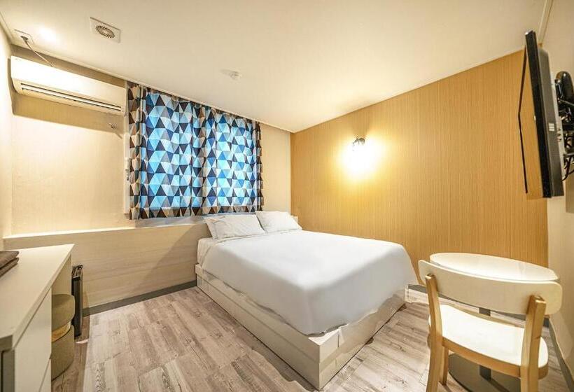 Номер Стандарт Вид на Озеро, One Stay