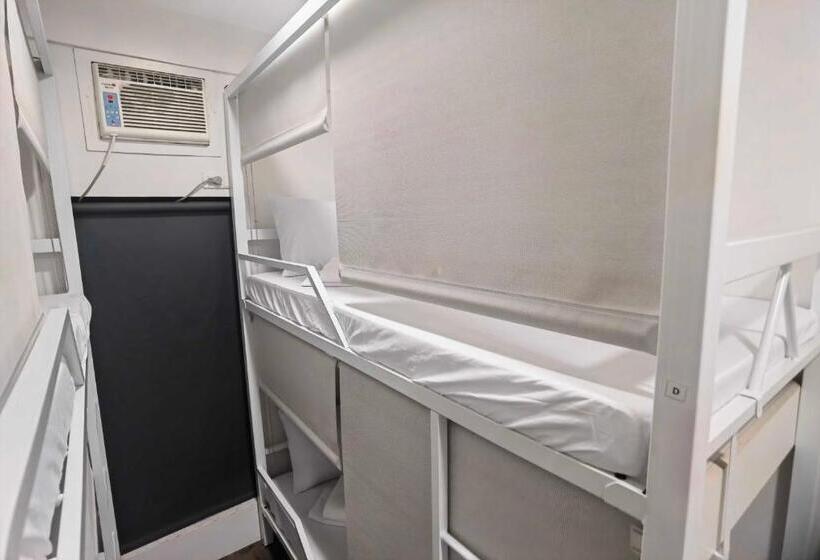 מיטה בחדר משותף, Spot On Classy Bunkbeds Near Makati Manila Formerly Mytown Madrid