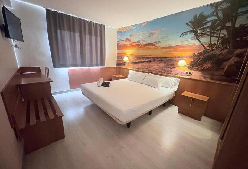 Номер Стандарт, Cambrils Paradise