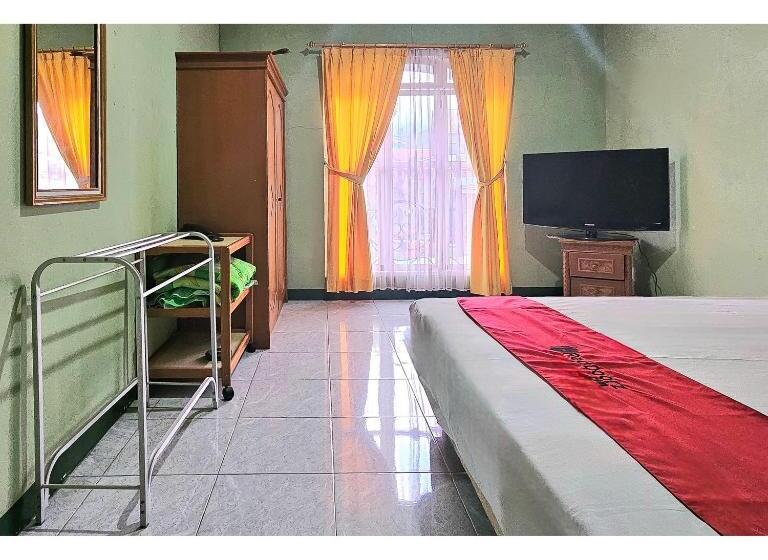 Номер Стандарт, Reddoorz At Linggarjati Kuningan