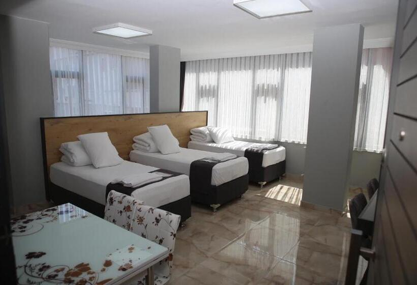 Трехместный Номер Deluxe Вид на Море, Art Suit Otel