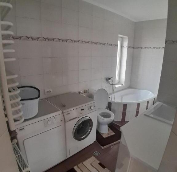 اتاق خانوادگی, аромат греції